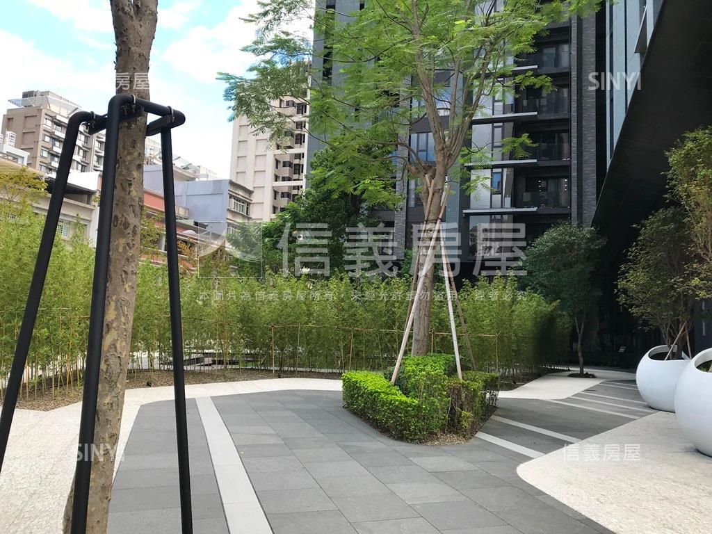 大硯五五侘－質感裝潢美屋房屋室內格局與周邊環境