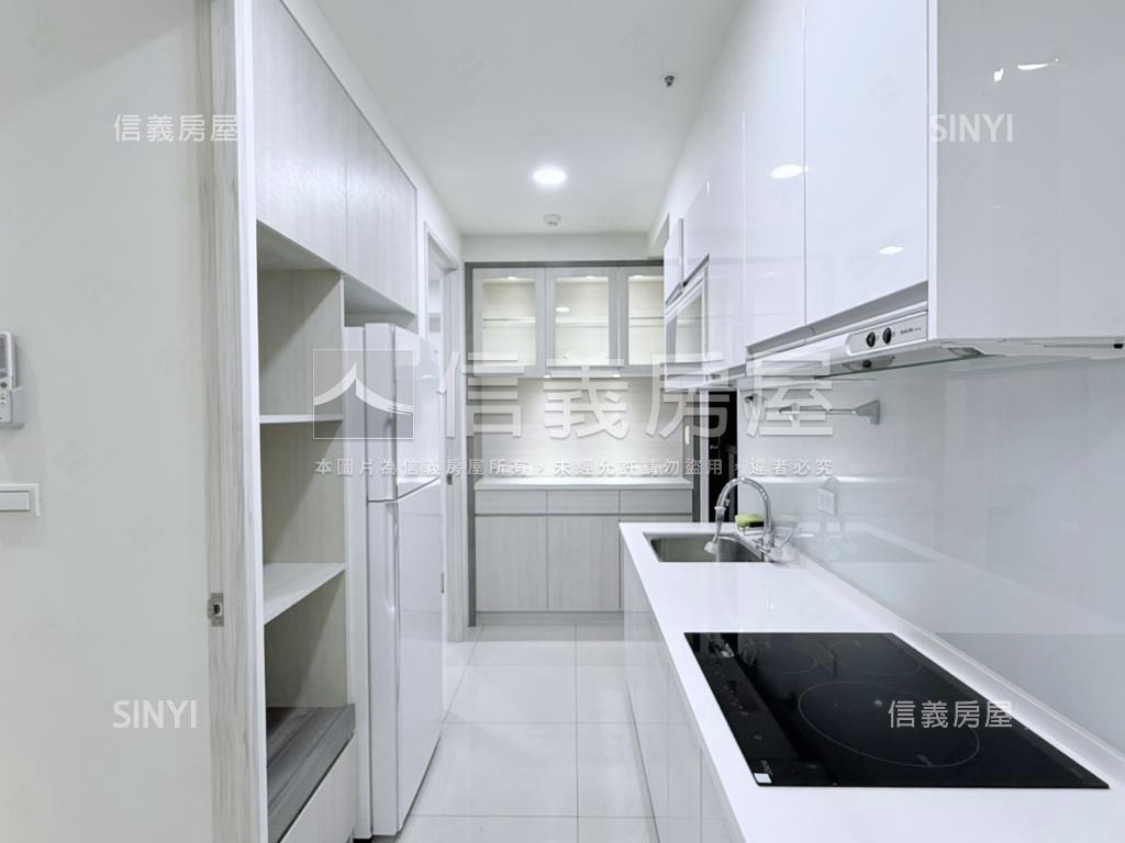 上東城望樹梢美美三房平車房屋室內格局與周邊環境