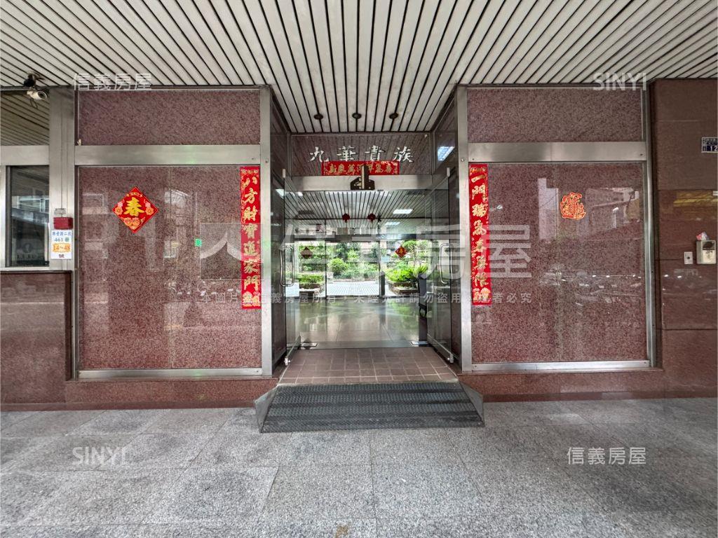 十四期旁三房平面車位房屋室內格局與周邊環境