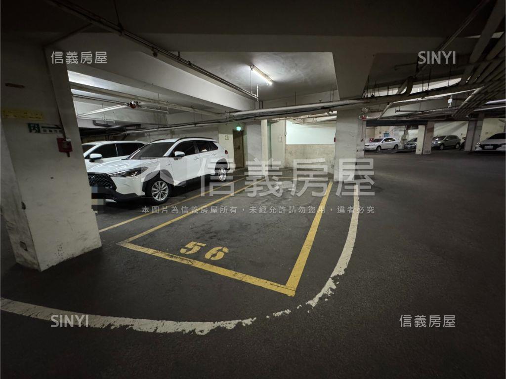 十四期旁三房平面車位房屋室內格局與周邊環境