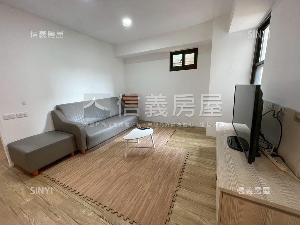 西區、河岸、精裝、一房房屋室內格局與周邊環境