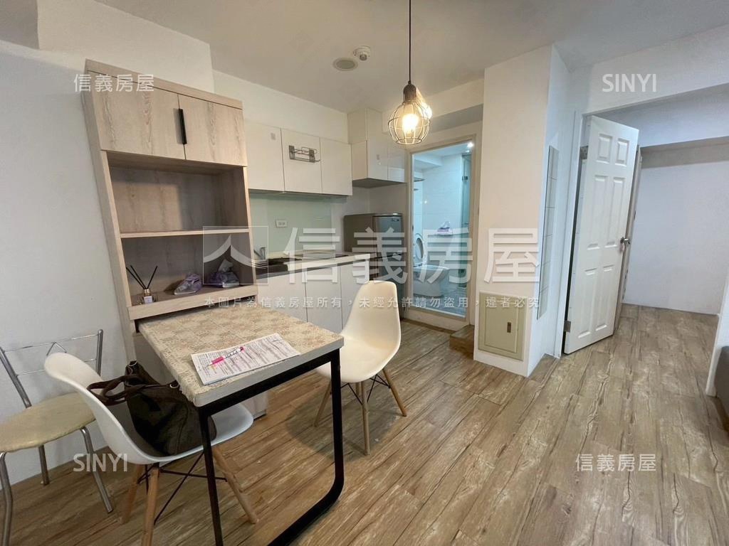 西區、河岸、精裝、一房房屋室內格局與周邊環境