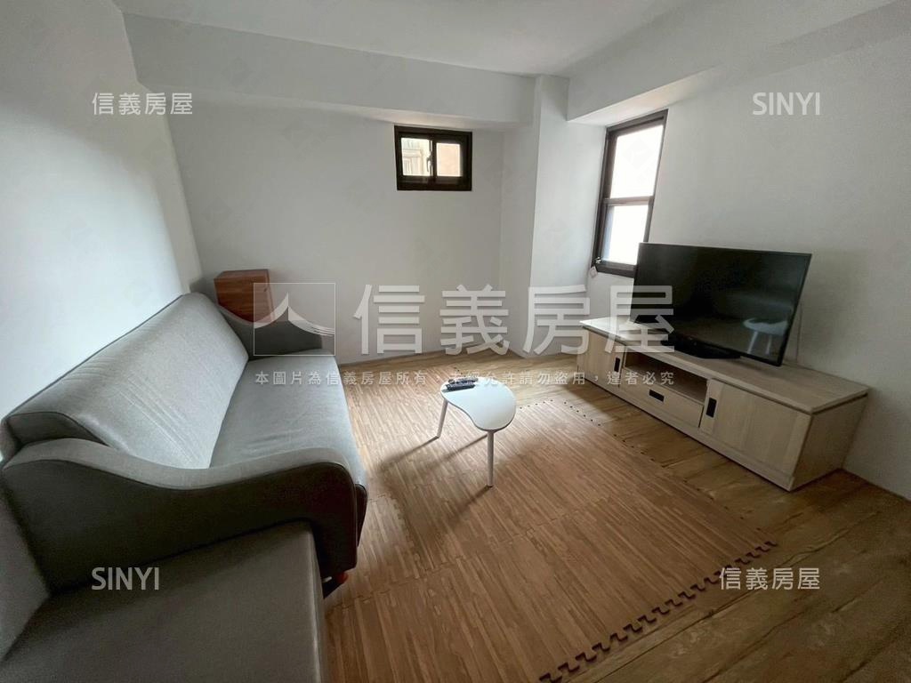 西區、河岸、精裝、一房房屋室內格局與周邊環境