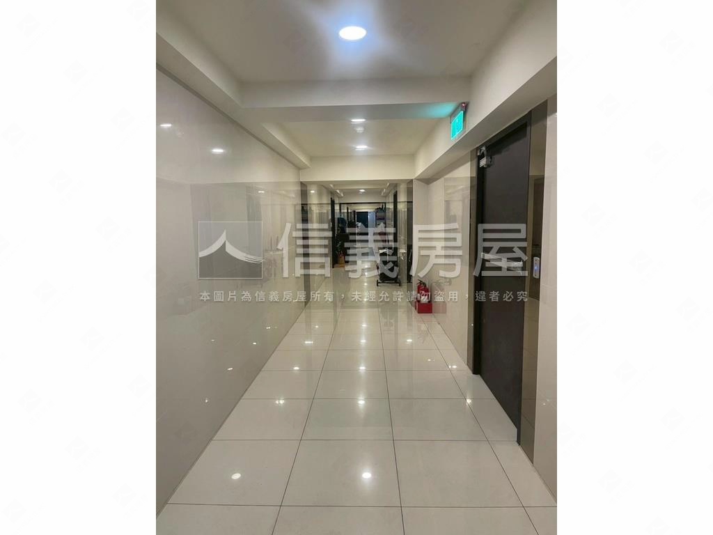 西區、河岸、精裝、一房房屋室內格局與周邊環境