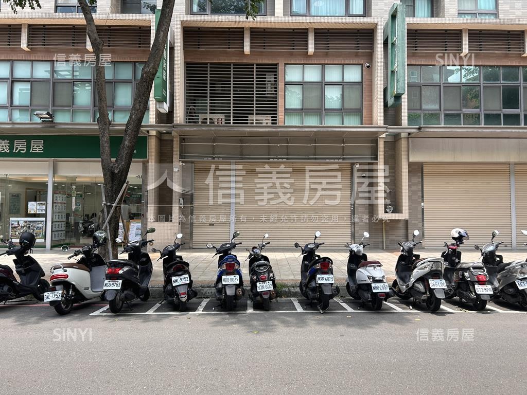 稀缺昌益綠光金店面房屋室內格局與周邊環境