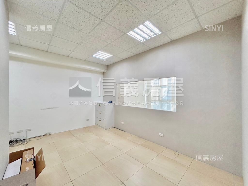 稀缺昌益綠光金店面房屋室內格局與周邊環境
