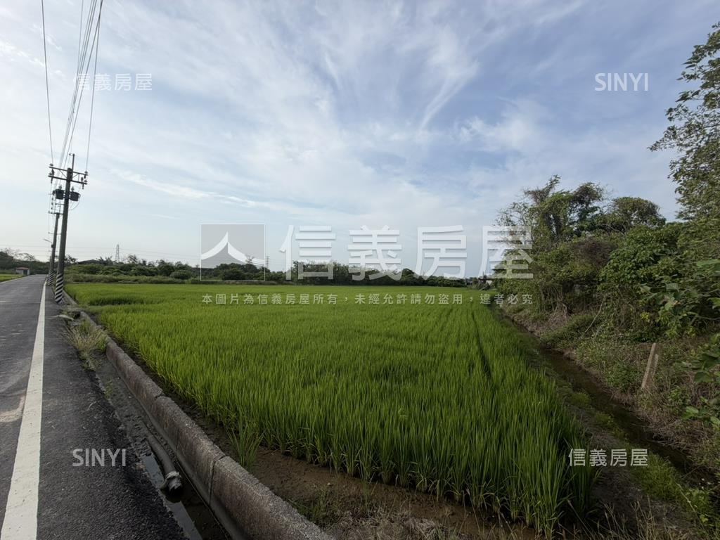 六甲段開心農場Ｂ房屋室內格局與周邊環境