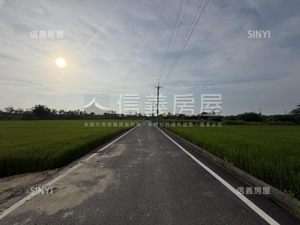 六甲段開心農場Ｂ房屋室內格局與周邊環境