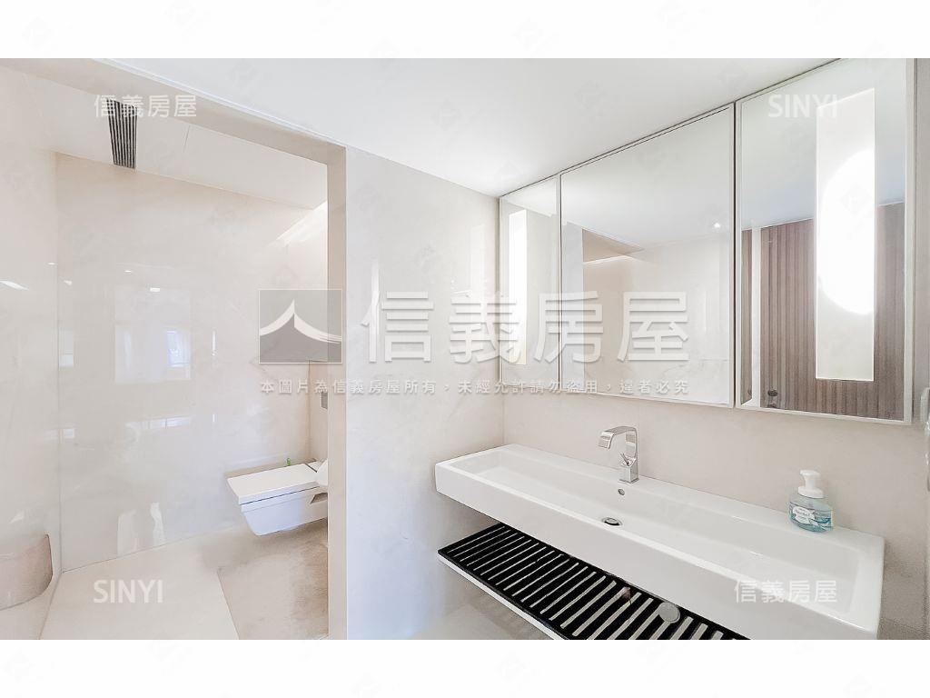 寶輝花園廣場裝潢五平車房屋室內格局與周邊環境