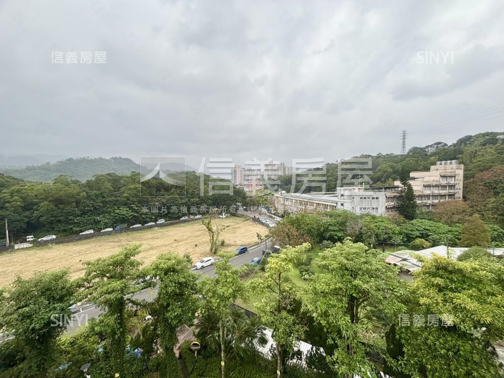 敦南山林捷運景觀時尚美墅房屋室內格局與周邊環境