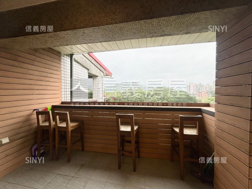 敦南山林捷運景觀時尚美墅房屋室內格局與周邊環境