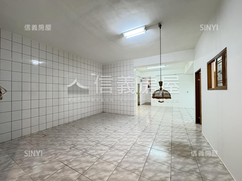 ８米巷．一樓面寬住辦店房屋室內格局與周邊環境
