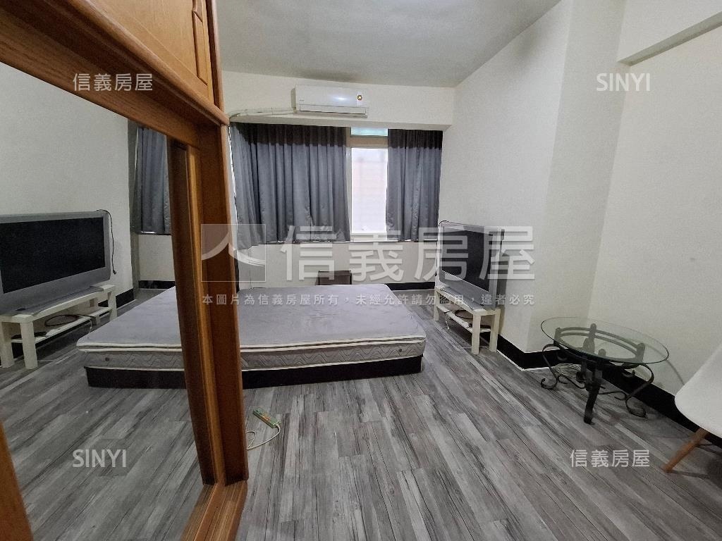 新東街２樓３房２衛有窗房屋室內格局與周邊環境