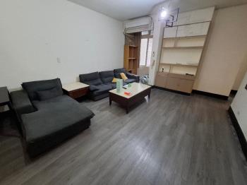 新東街２樓３房２衛有窗