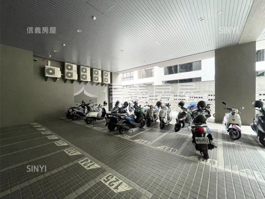 康橋重劃區兩房Ｂ１平車房屋室內格局與周邊環境