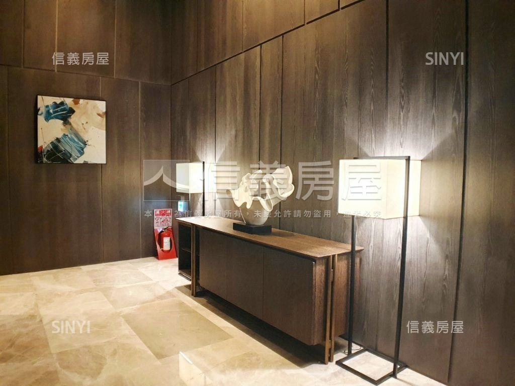 康橋重劃區兩房Ｂ１平車房屋室內格局與周邊環境