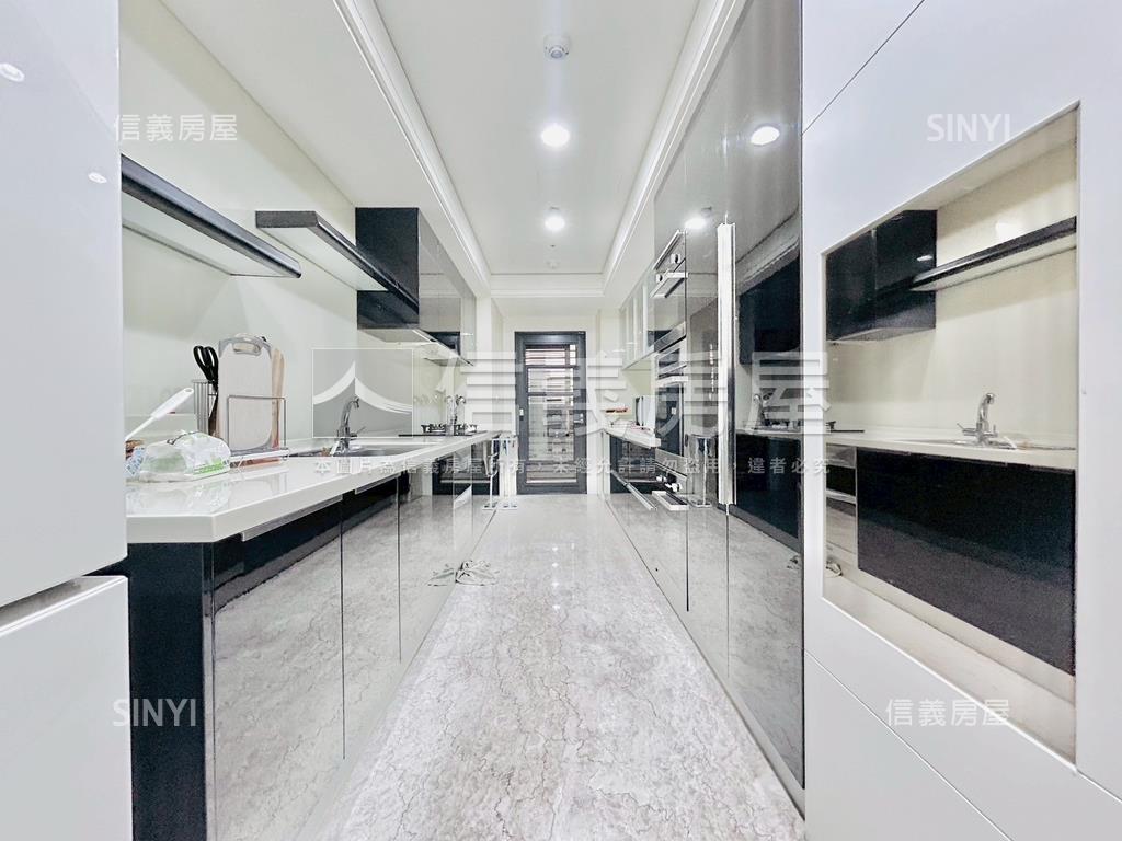 七期愛敦閣大理石裝潢大戶房屋室內格局與周邊環境