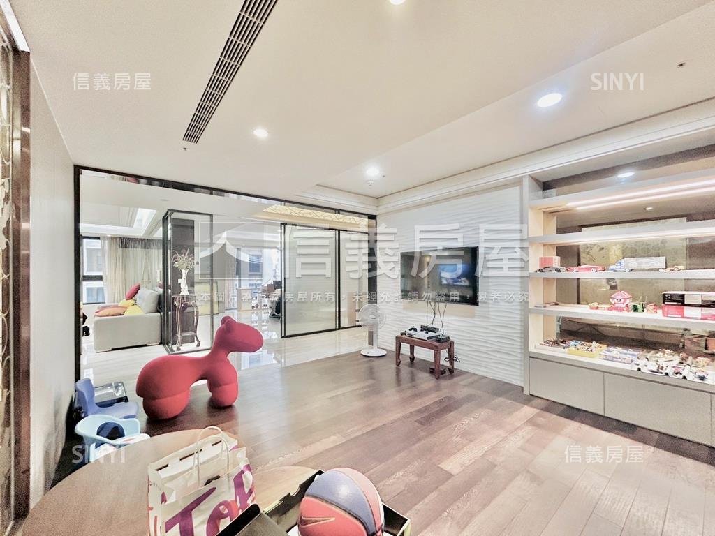 七期愛敦閣大理石裝潢大戶房屋室內格局與周邊環境