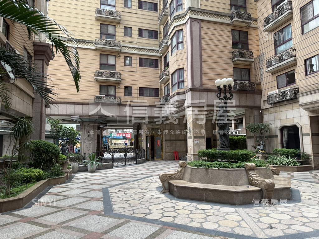 大器邊間海德堡附車位房屋室內格局與周邊環境