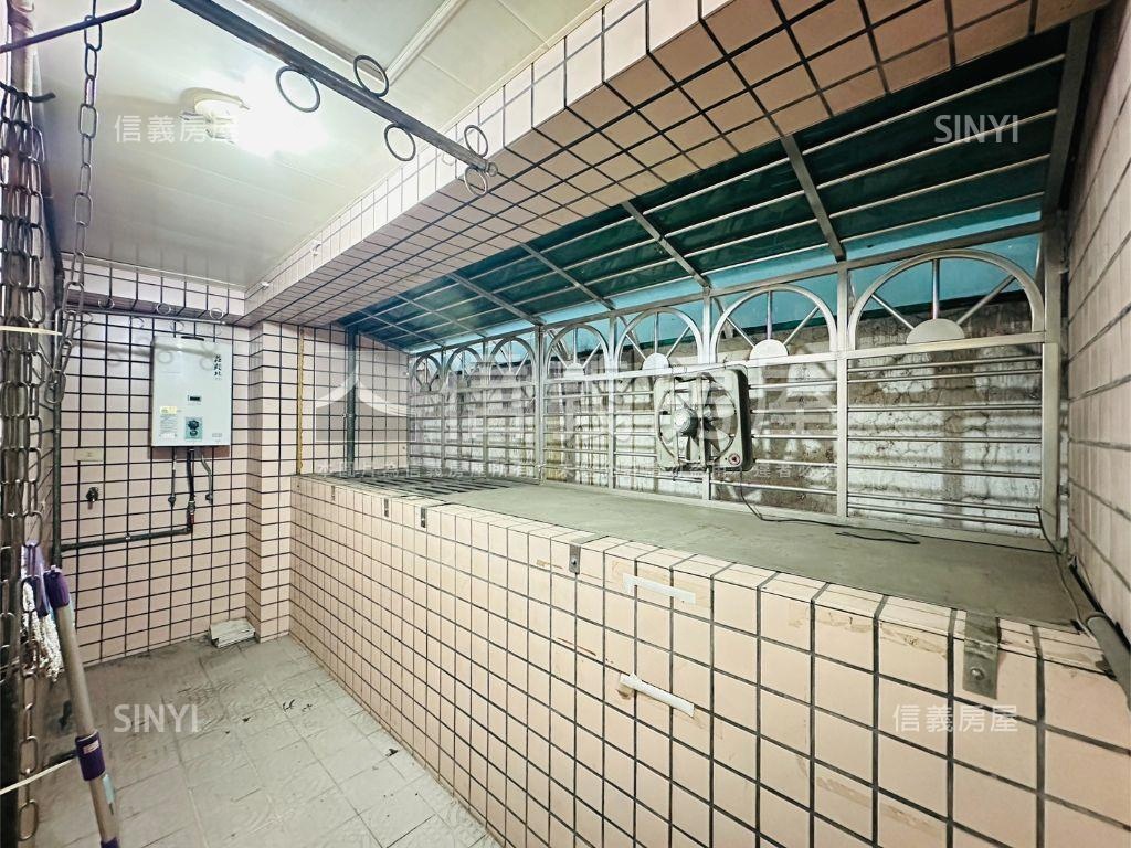 新☆近雙子星中山捷運住辦房屋室內格局與周邊環境