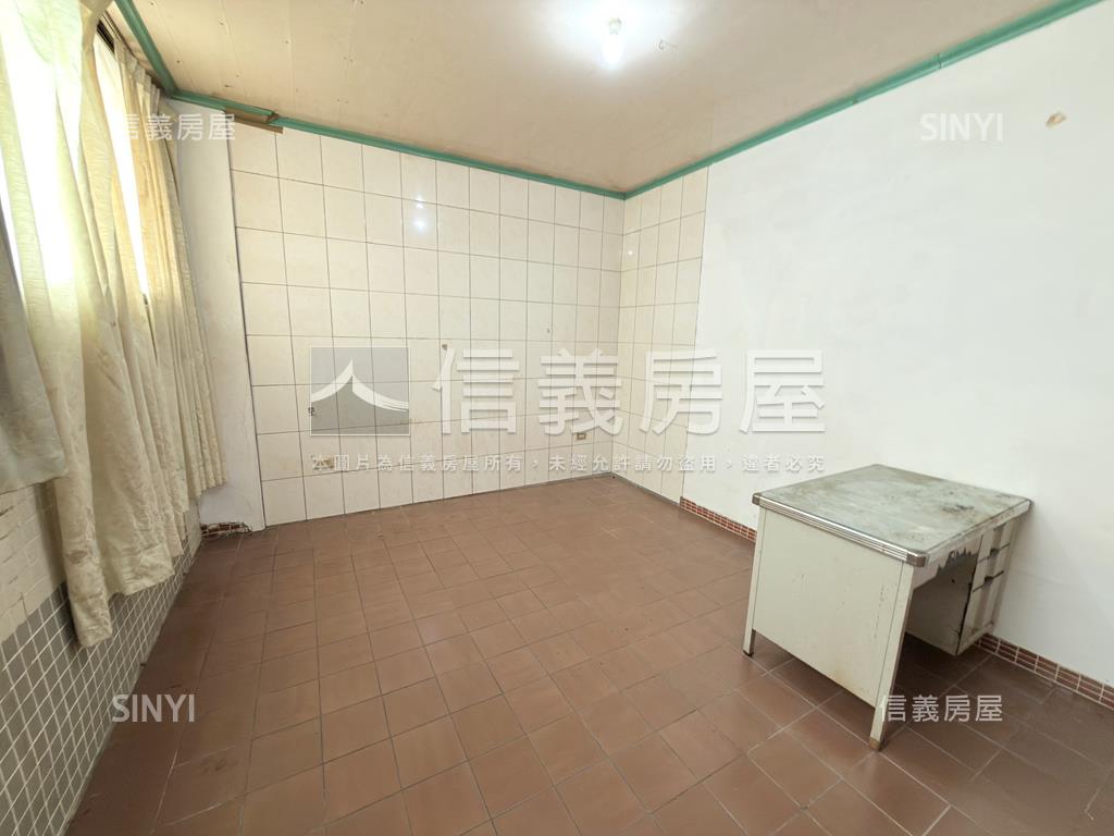 國光新村魔術空間房屋室內格局與周邊環境