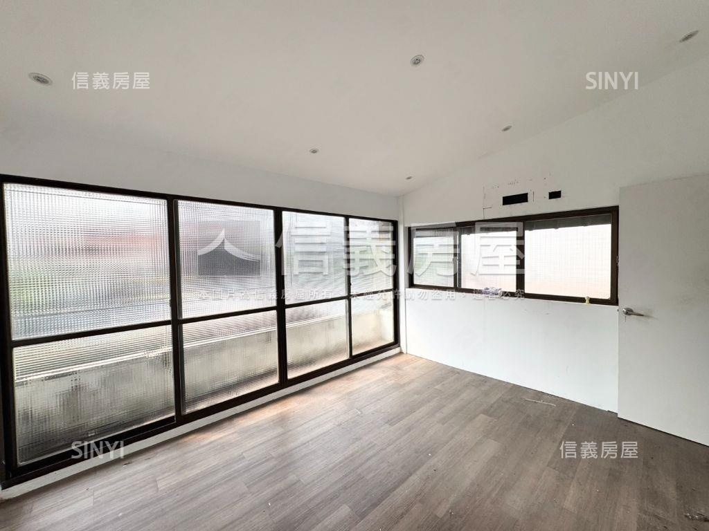 稀有！中國醫透天店面房屋室內格局與周邊環境