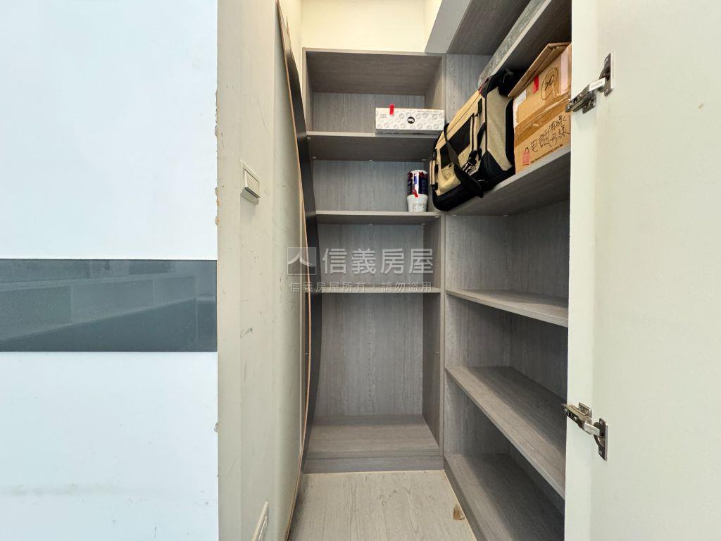 涵仰高雅兩房車位房屋室內格局與周邊環境