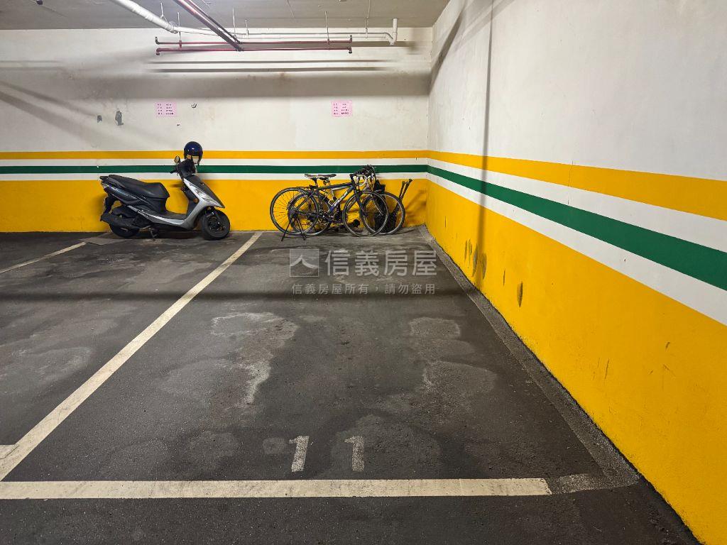 涵仰高雅兩房車位房屋室內格局與周邊環境