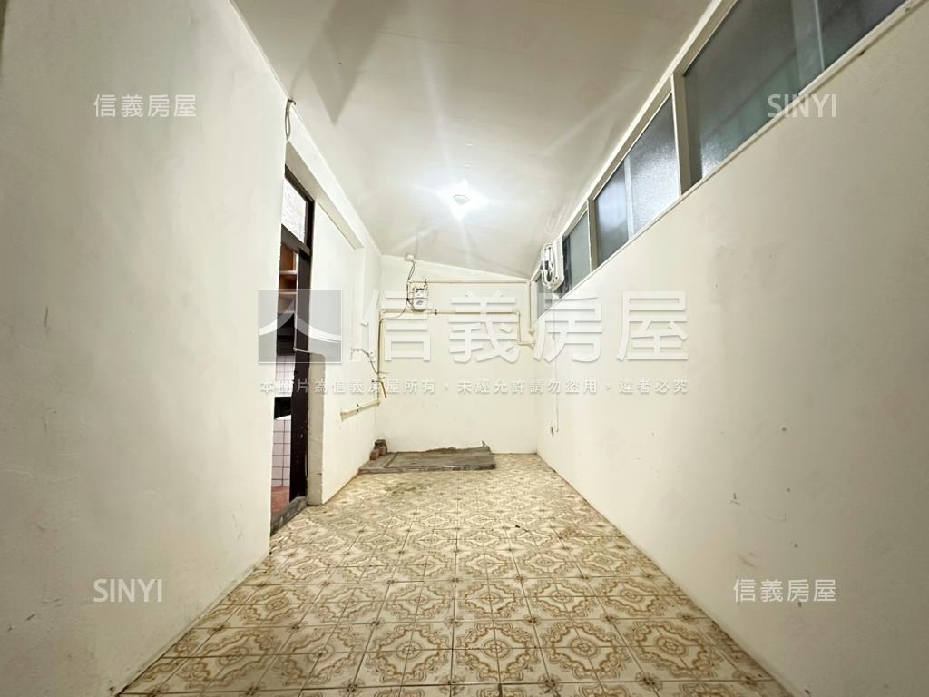 永安公園低總邊間大一樓房屋室內格局與周邊環境