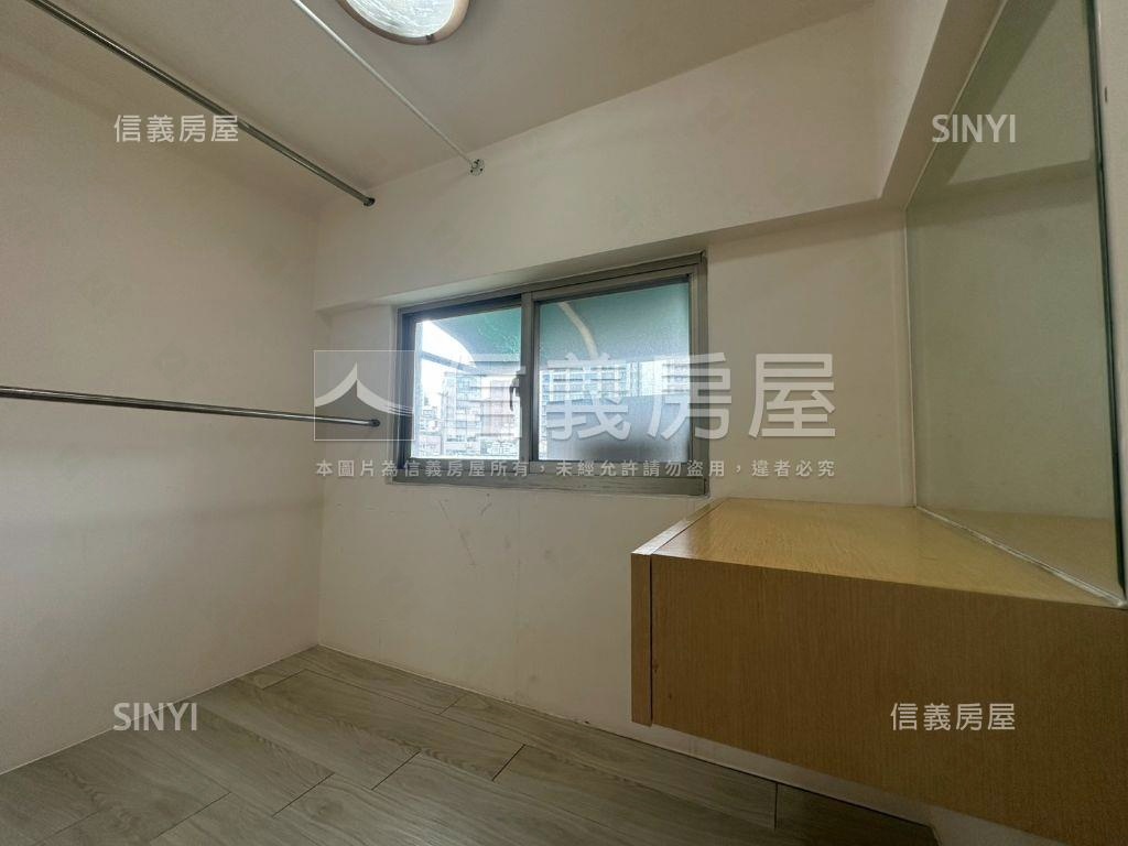 空屋台電大樓站旁套房房屋室內格局與周邊環境
