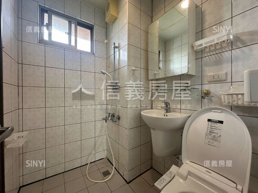 空屋台電大樓站旁套房房屋室內格局與周邊環境
