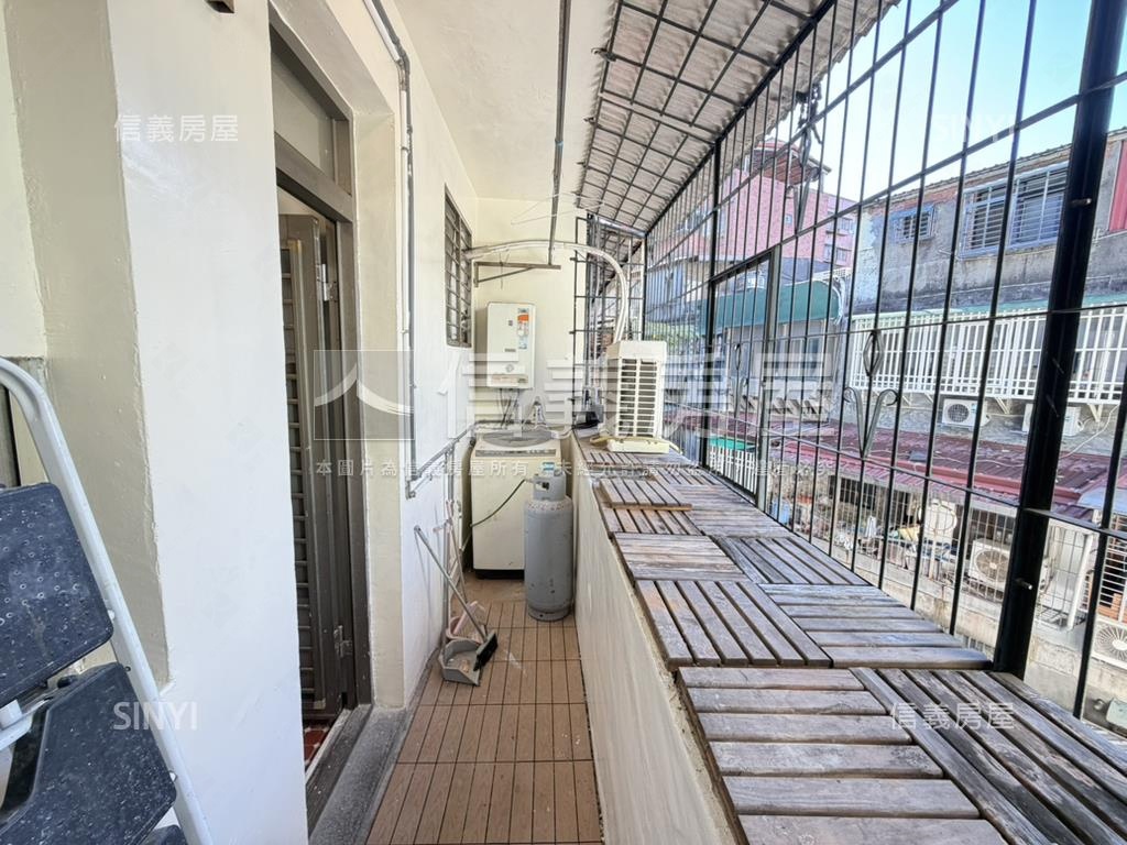 近捷運書香門第文教美寓房屋室內格局與周邊環境