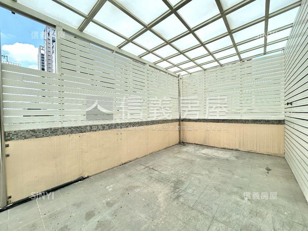 ☆國泰☆稀有雙併獨棟別墅房屋室內格局與周邊環境