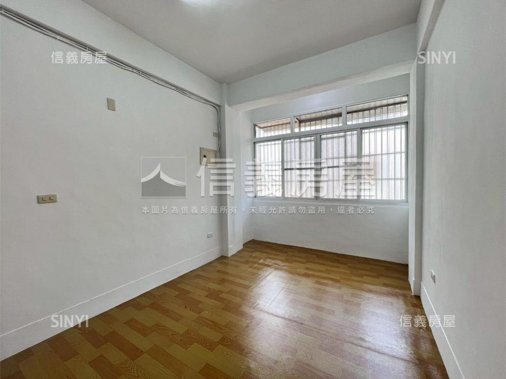 三民市場收租自住美透天房屋室內格局與周邊環境