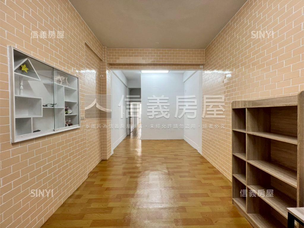 三民市場收租自住美透天房屋室內格局與周邊環境