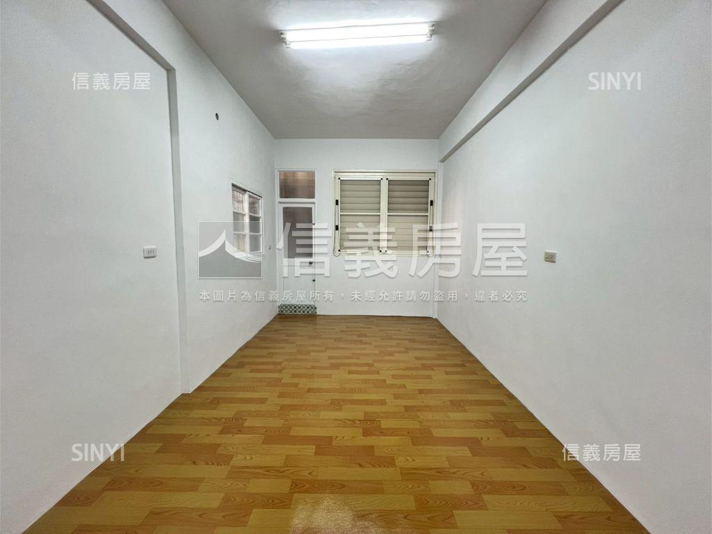 三民市場收租自住美透天房屋室內格局與周邊環境