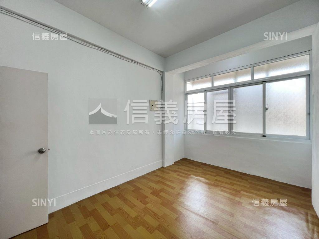 三民市場收租自住美透天房屋室內格局與周邊環境