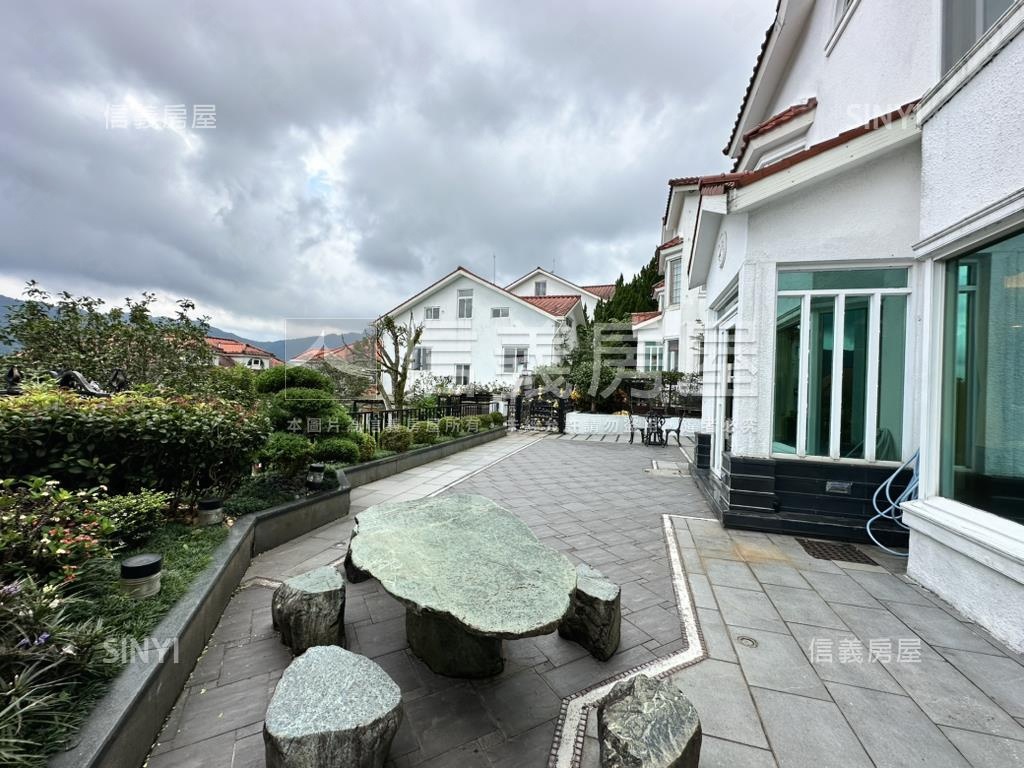 莫內花園庭院別墅房屋室內格局與周邊環境