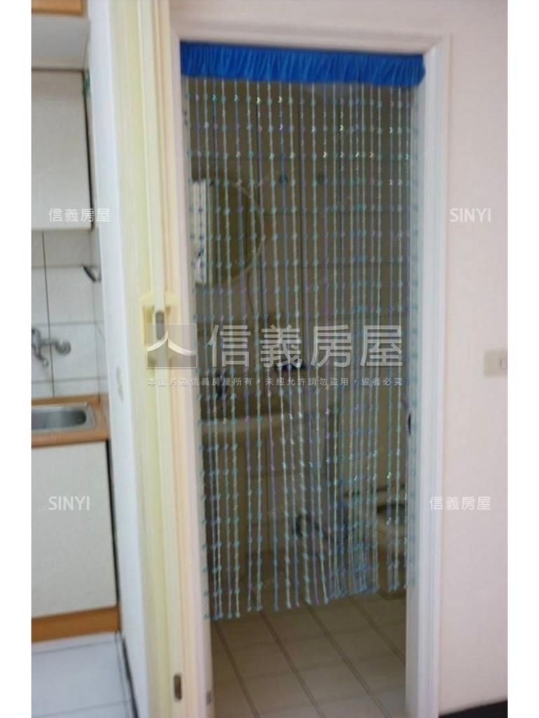 捷運美麗電梯正２房房屋室內格局與周邊環境