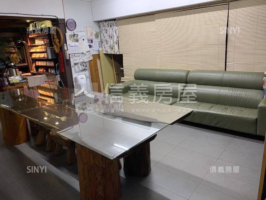 藝文精華地段三房車位房屋室內格局與周邊環境