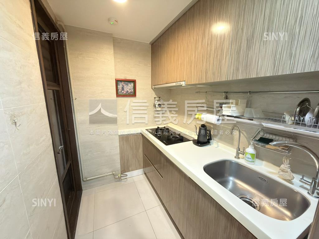 擎天匯兩房車位房屋室內格局與周邊環境