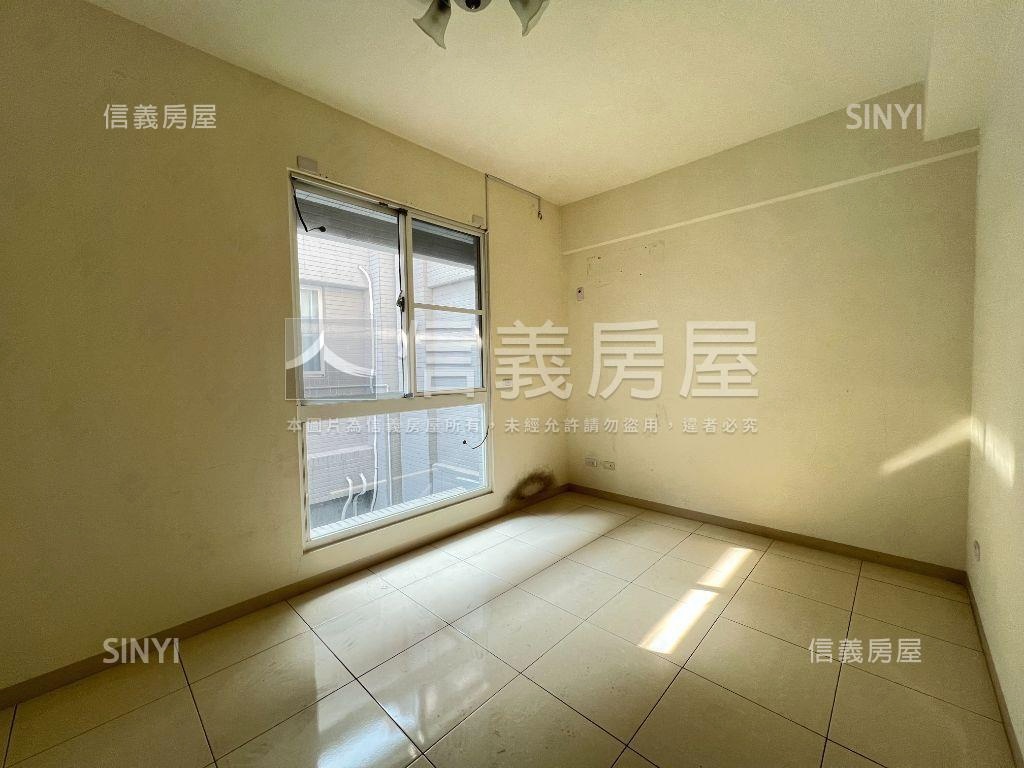 未來黃線Ｙ１透店房屋室內格局與周邊環境