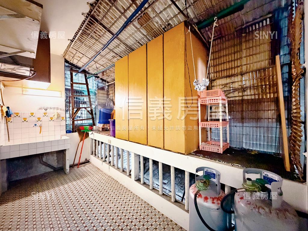 萬安邊間三房２樓房屋室內格局與周邊環境