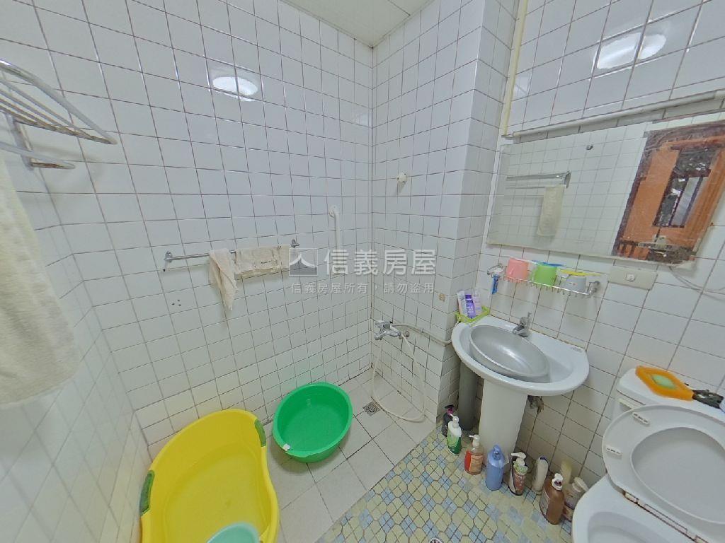 興隆實踐學區邊間三房房屋室內格局與周邊環境