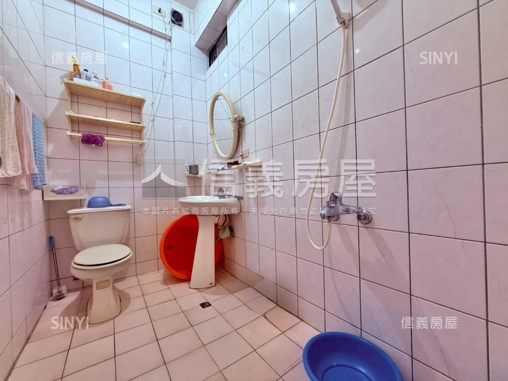 樂群街美透天房屋室內格局與周邊環境