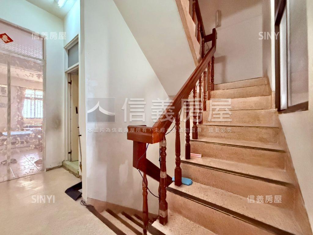 樂群街美透天房屋室內格局與周邊環境