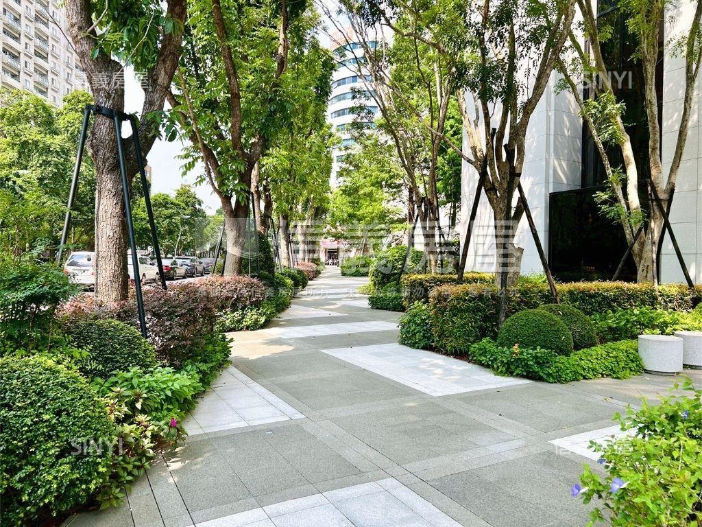 老佛爺高樓公園綠道視野房屋室內格局與周邊環境