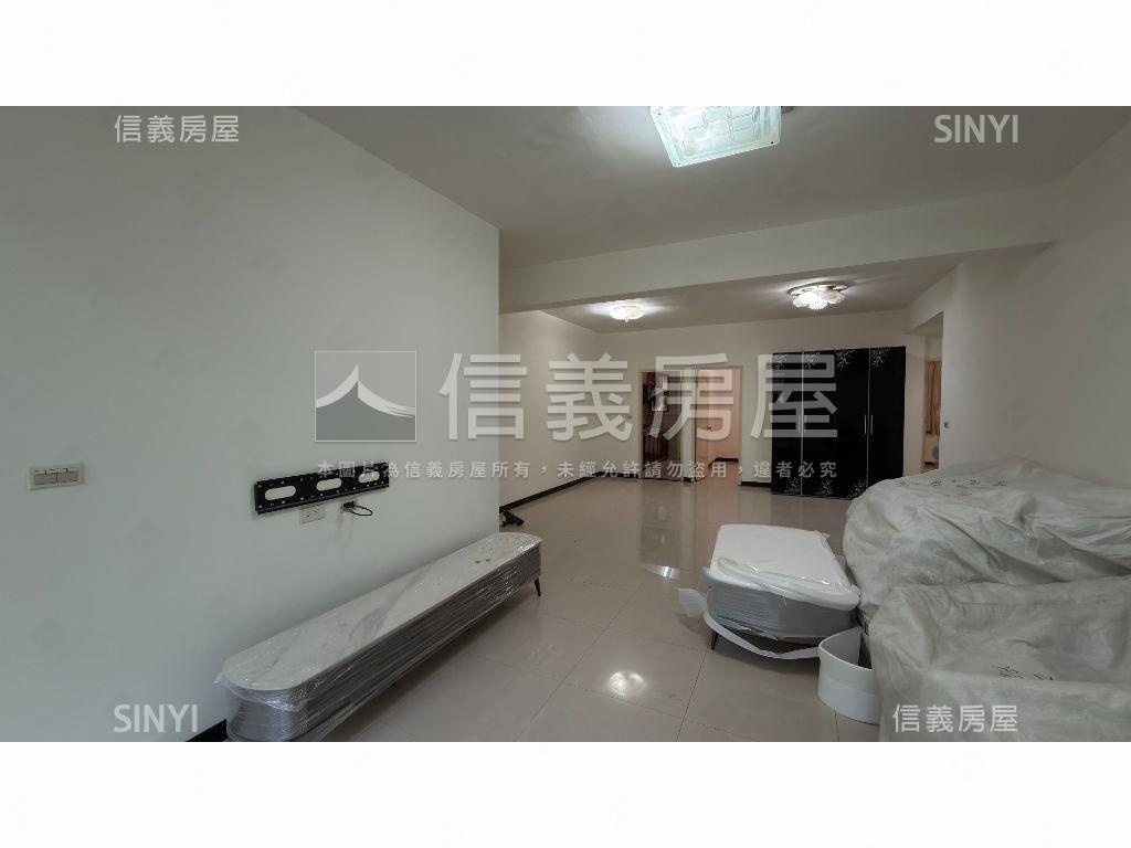 皇家２Ｆ方正大三房房屋室內格局與周邊環境