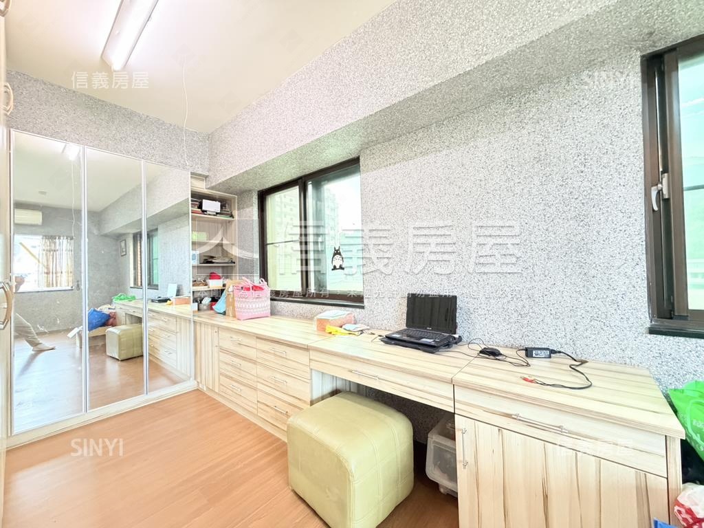 逸境河景質感舒適豪邸房屋室內格局與周邊環境