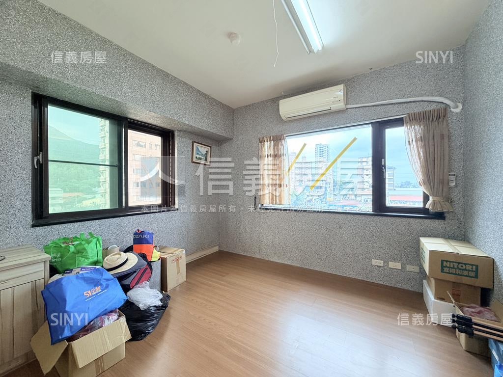 逸境河景質感舒適豪邸房屋室內格局與周邊環境